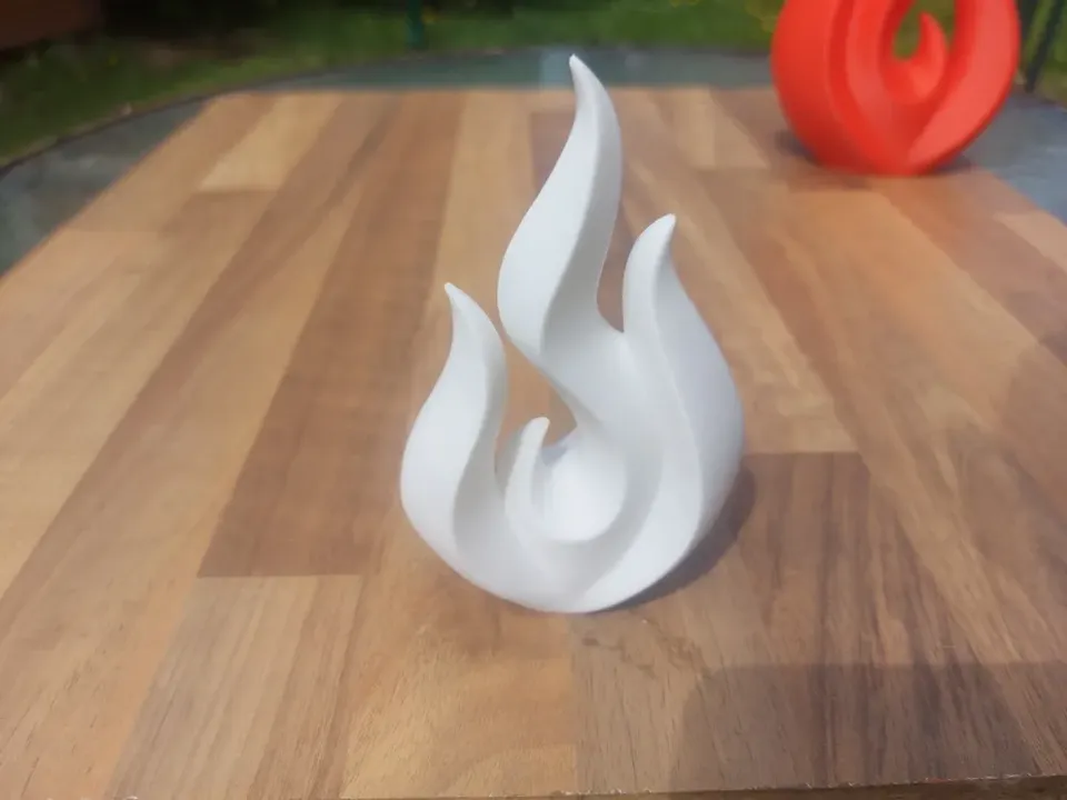 Escultura llama de fuego minimalista de 12 cm – Impresión 3D
